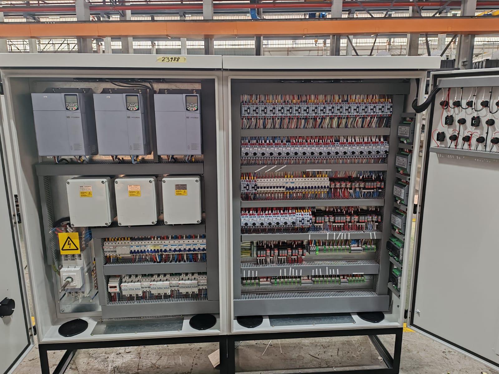 Panel 7